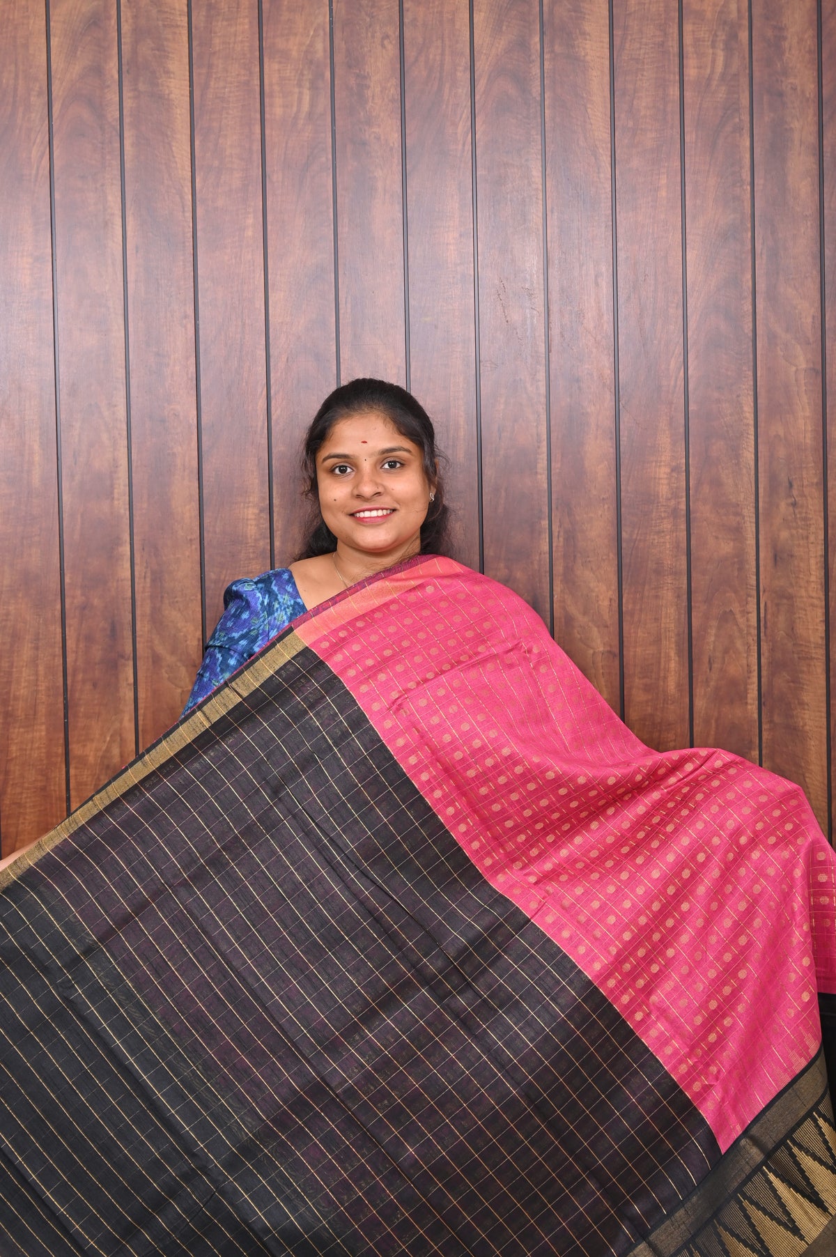 Raw Silk Saree Black and Pink - Front view