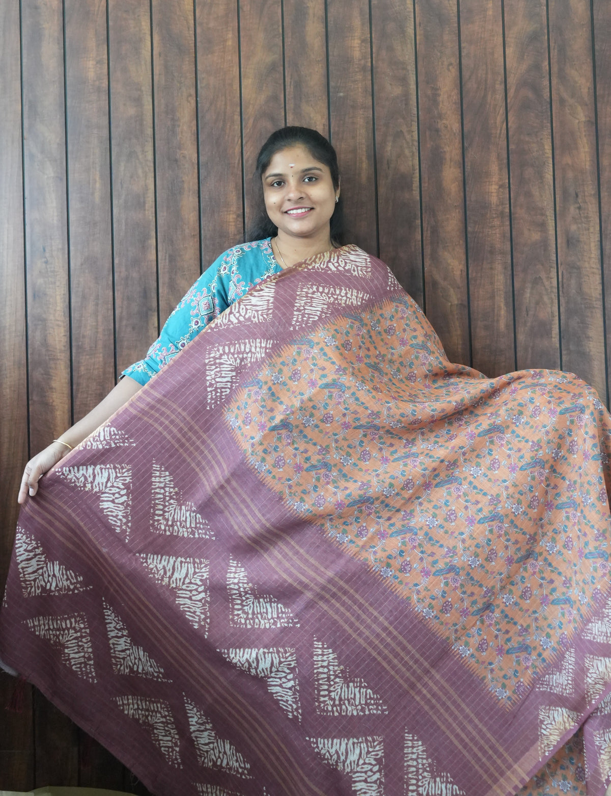 Budget Friendly Saree SLM-BFR-0031 - Peach floral print with a mauve border - front view