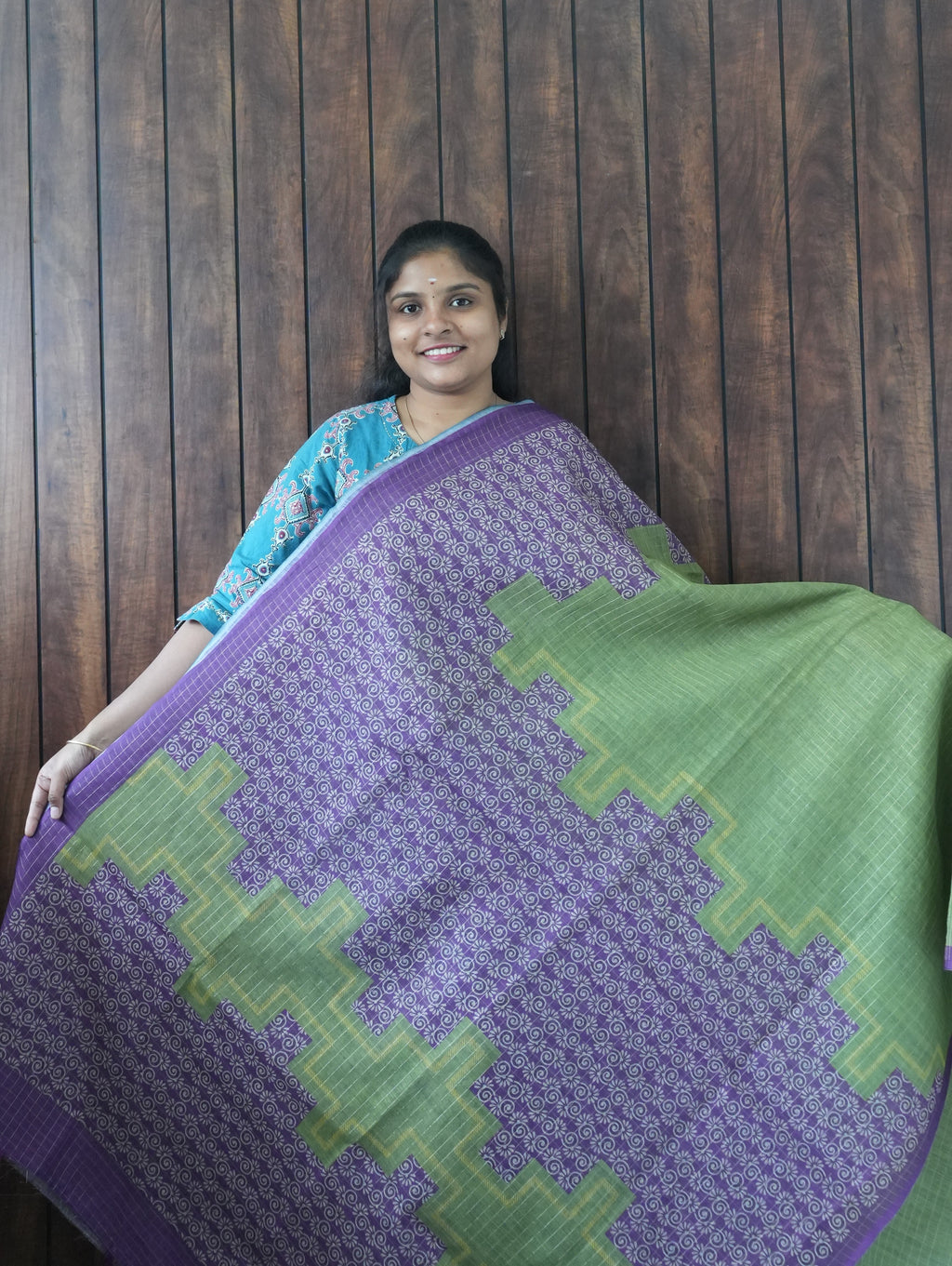 Budget Friendly Saree SLM-BFR-0038 - Green with a lavender patterned body - front view