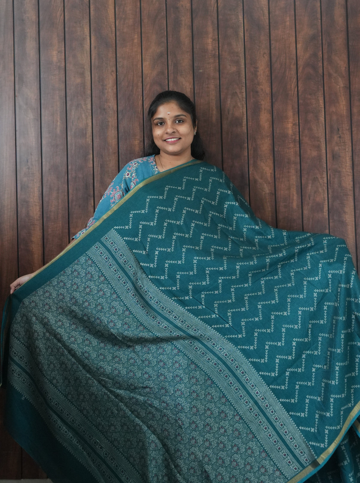 Budget Friendly Saree SLM-BFR-0057 - Teal green with a zigzag print - front view