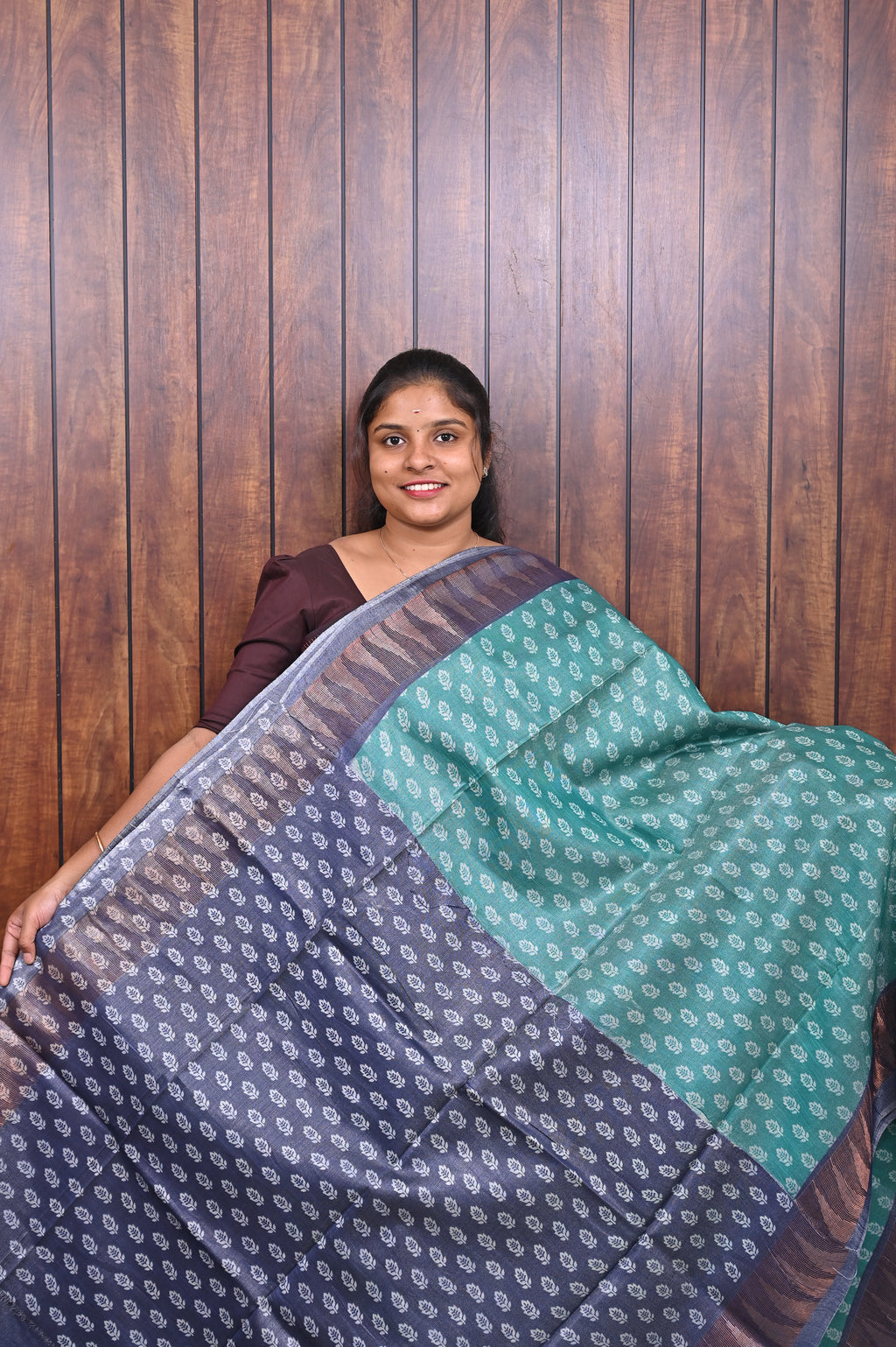 Baswada Cotton Saree SLM-BSW-0019 - Turquoise with an all-over butta print - second view