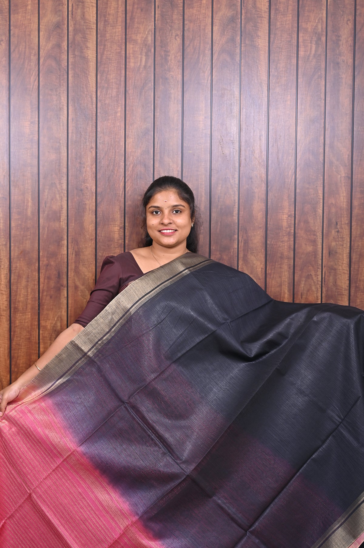 Baswada Cotton Saree SLM-BSW-0035 - Charcoal black with a pink ombré pallu - front view