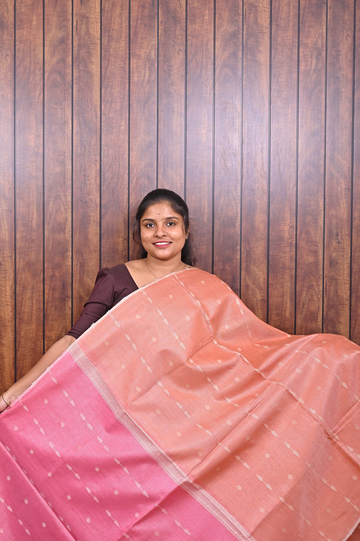 Baswada Cotton Saree SLM-BSW-0045 - Peach with butta motifs and a pink pallu - front view