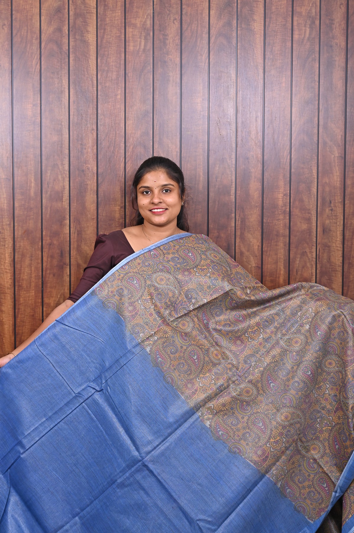 Baswada Cotton Saree SLM-BSW-0051 - Grey with an all-over paisley print - second view