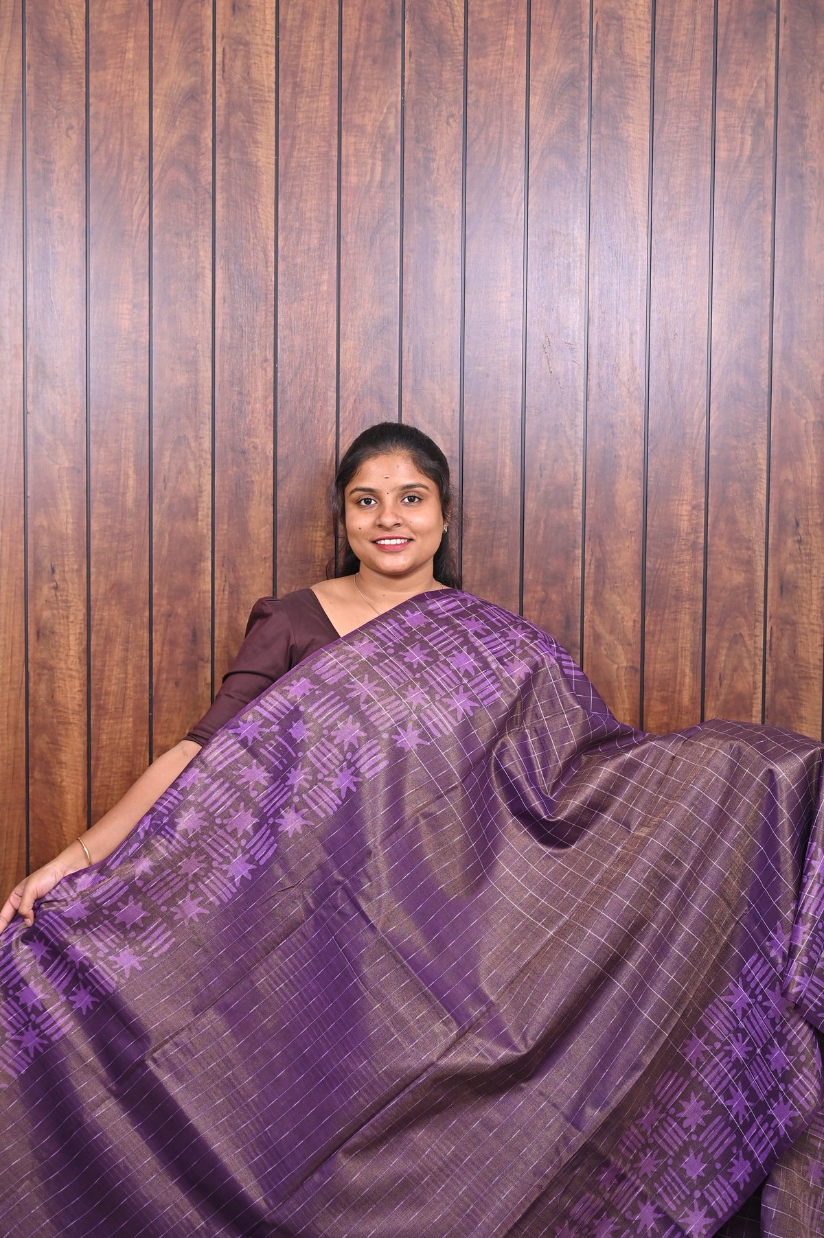 Baswada Cotton Saree SLM-BSW-0054 - Purple checks with a printed border - second view