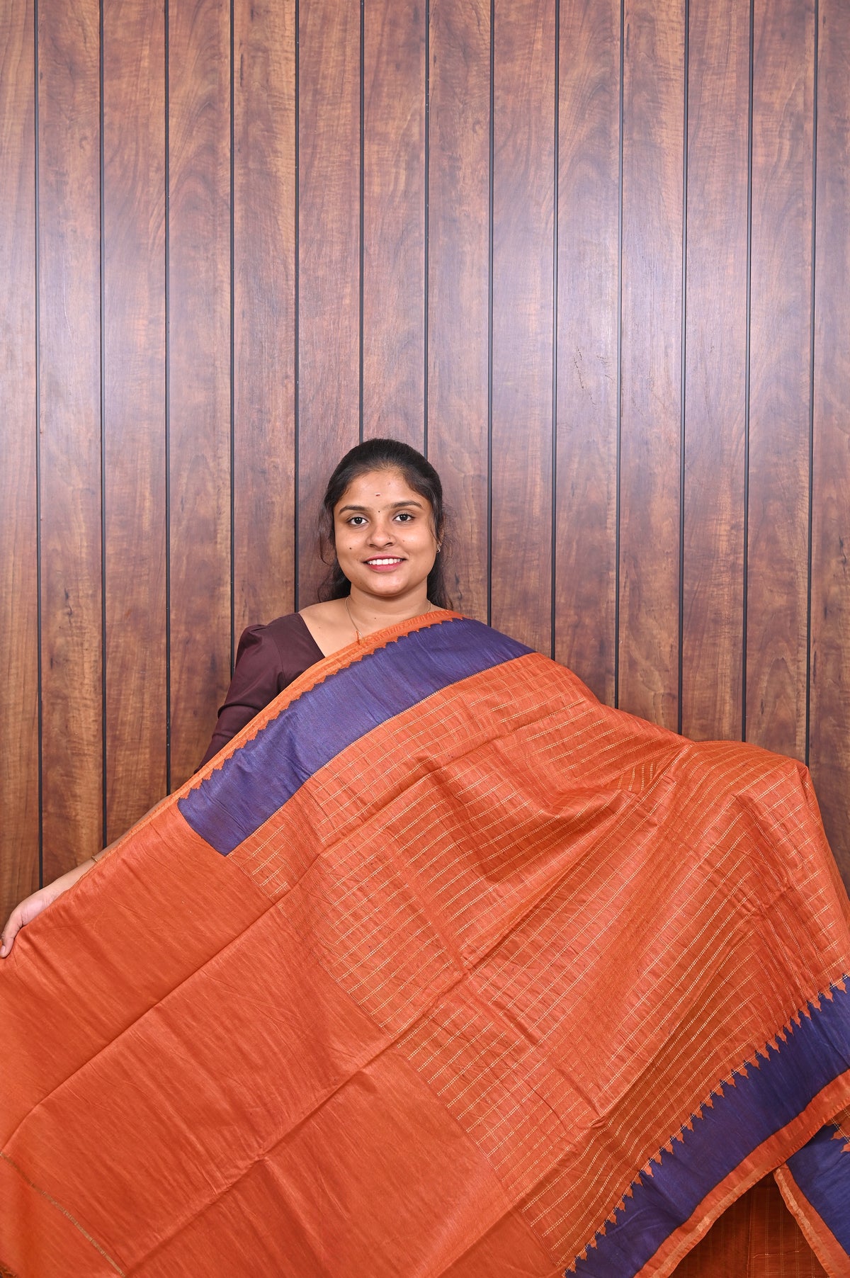Baswada Cotton Saree SLM-BSW-0062 - Orange checks with a navy temple border - front view
