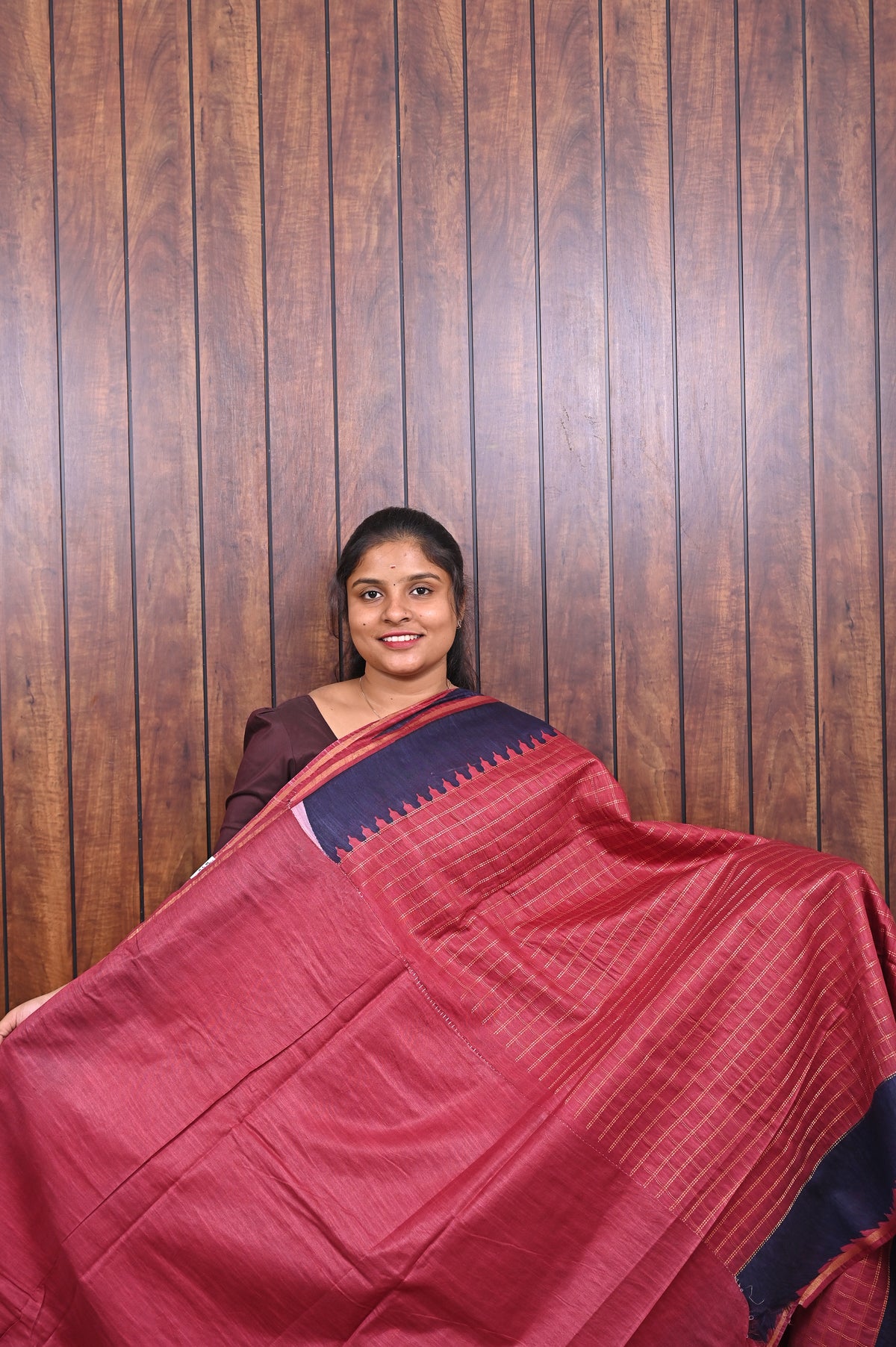 Baswada Cotton Saree SLM-BSW-0064 - Pink checks with a navy border - second view