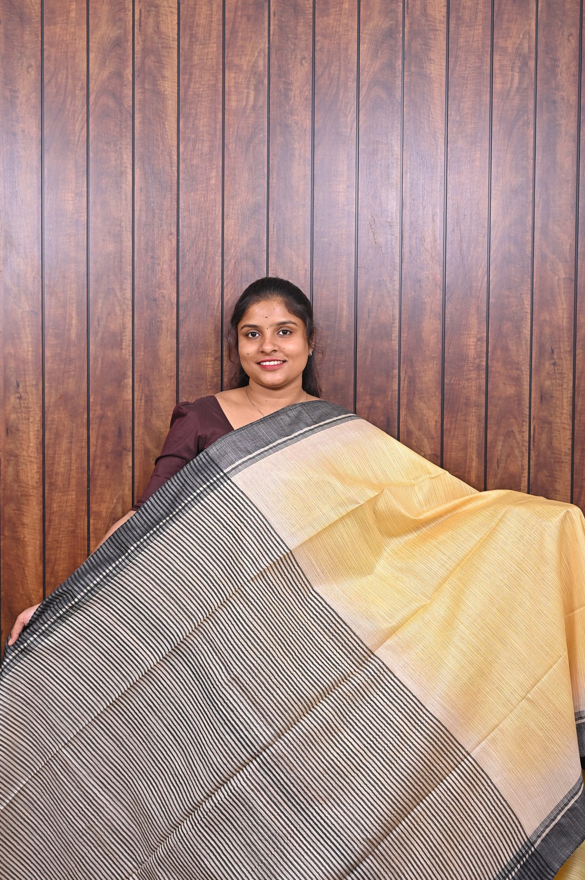 Baswada Cotton Saree SLM-BSW-0073 - Butter yellow with a black striped pallu - second view