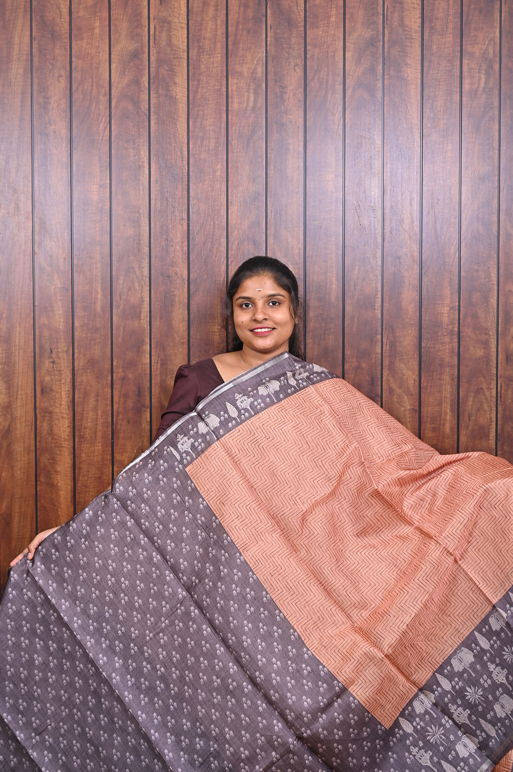 Chanderi Saree SLM-CHN-0025 - Peach with a grey printed border - second view