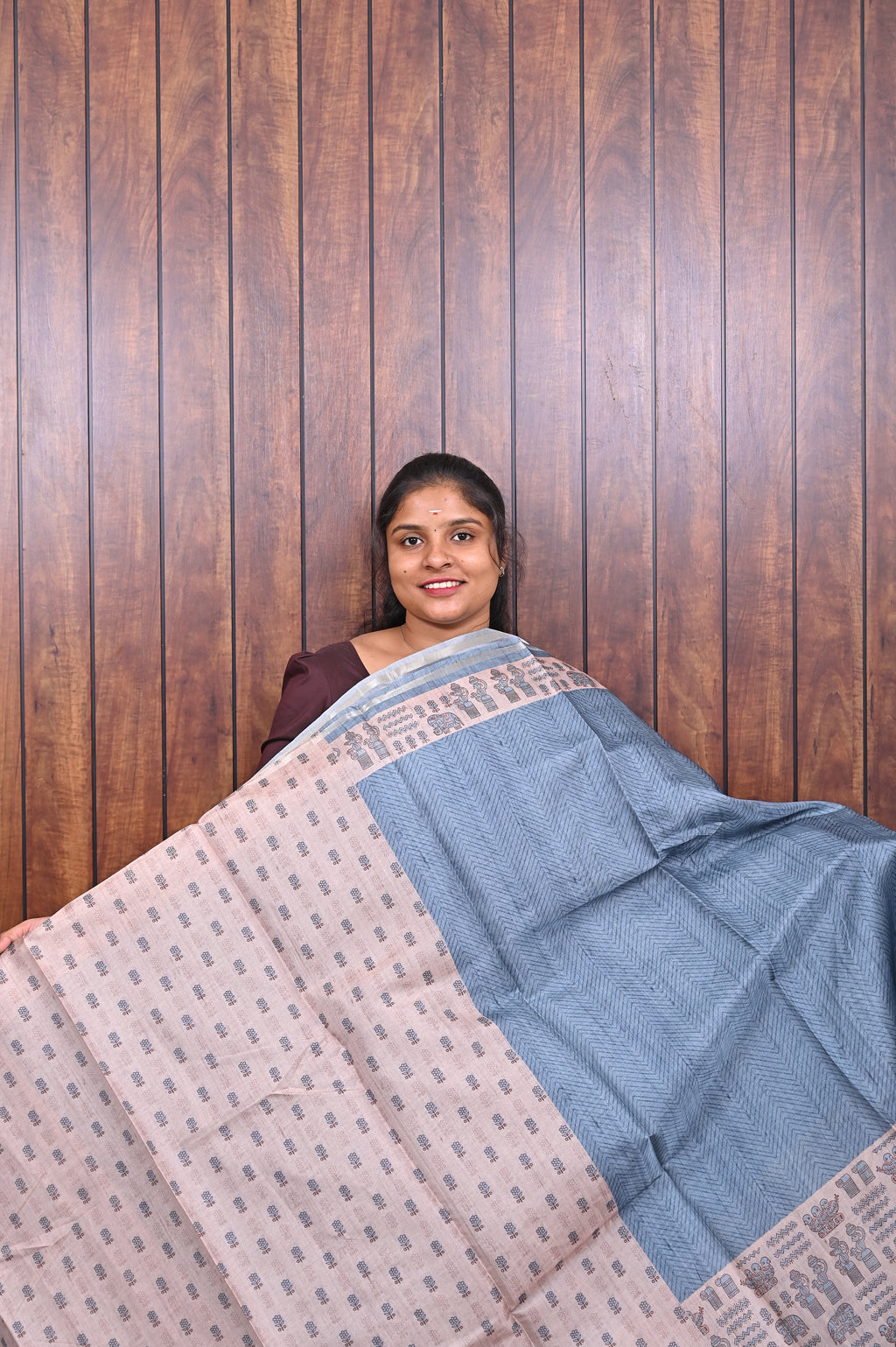 Chanderi Saree SLM-CHN-0030 - Grey-blue with a beige printed border - second view