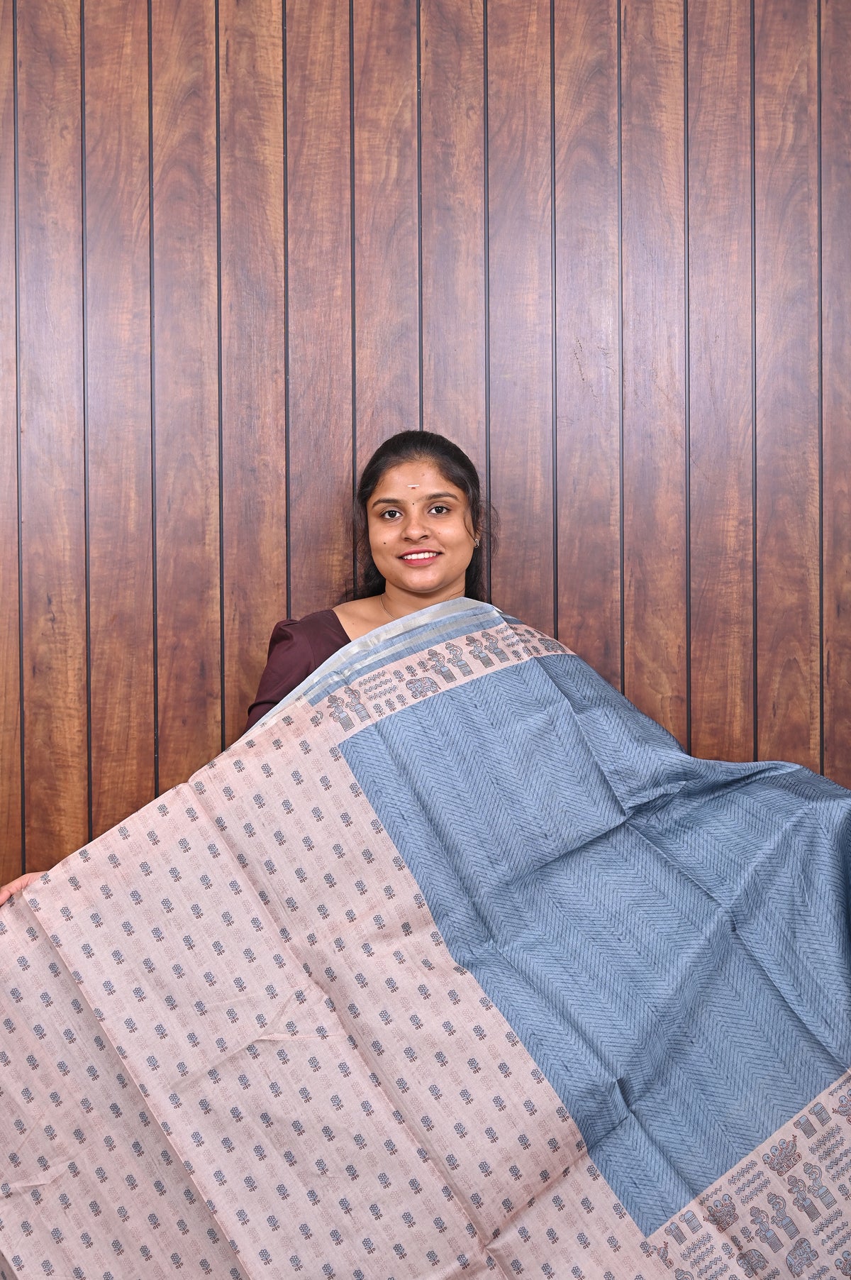 Chanderi Saree SLM-CHN-0030 - Grey-blue with a beige printed border - second view