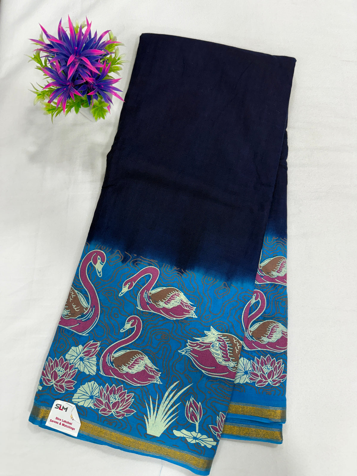 Cotton Saree SLM-CTN-0008 - Navy and blue with a swan print border