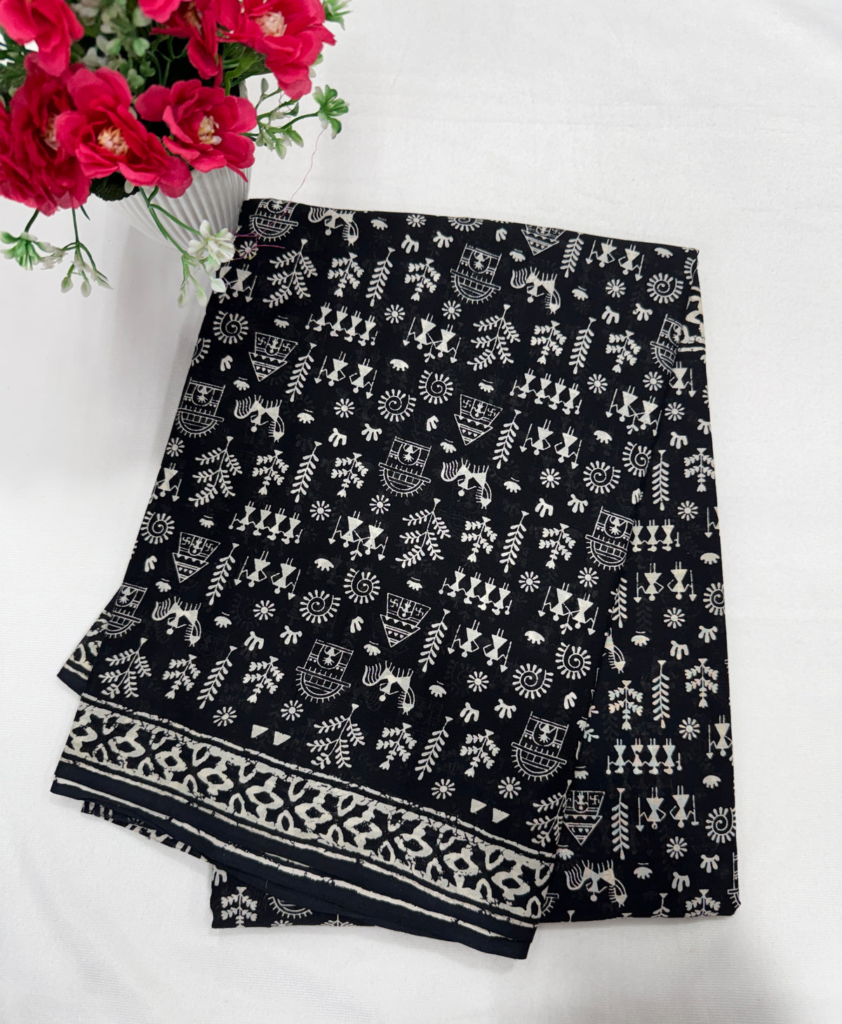 Cotton Saree SLM-CTN-0042 - Black with a white motif print