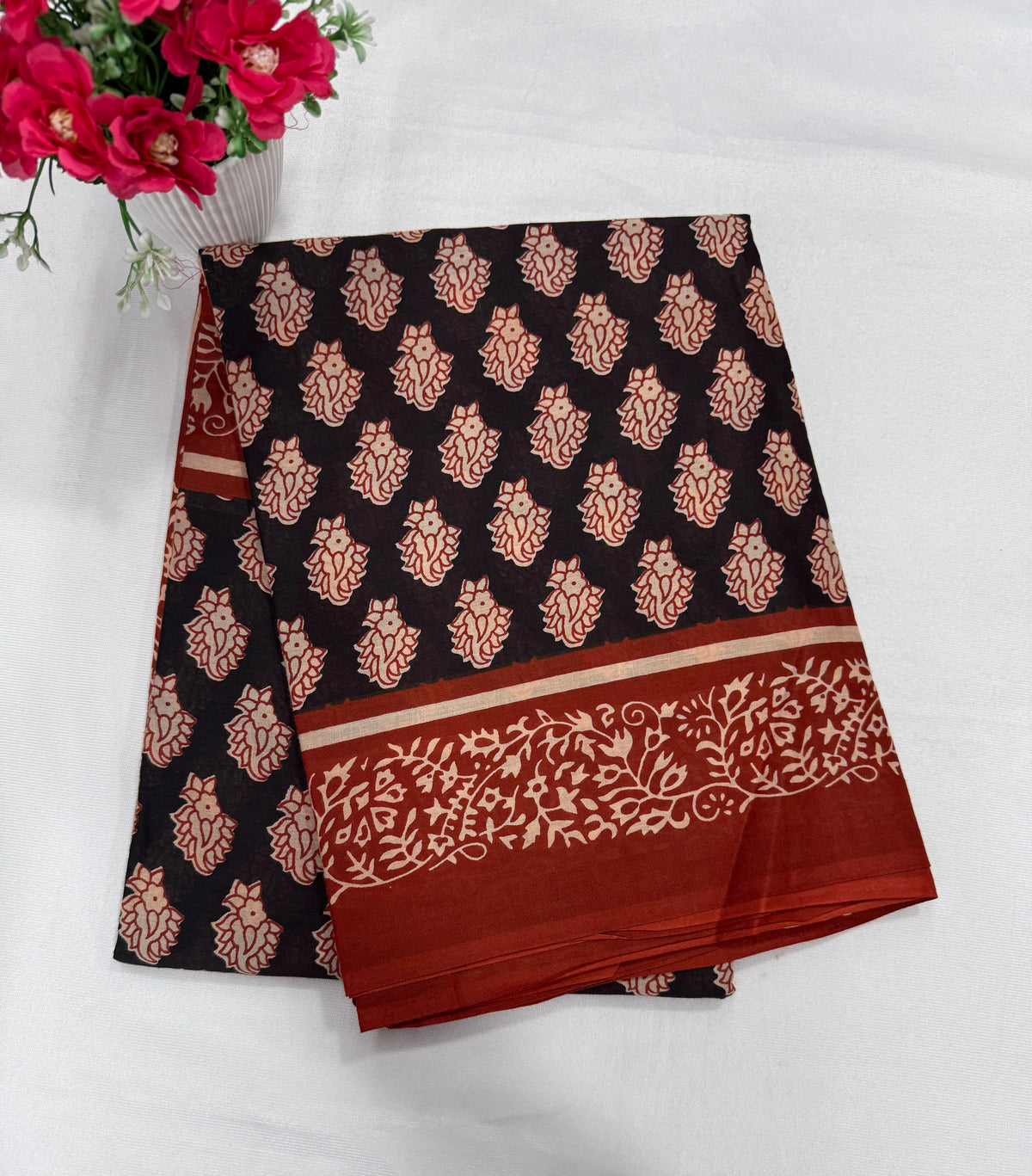 Cotton Saree SLM-CTN-0055 - Black with a floral print and rust border
