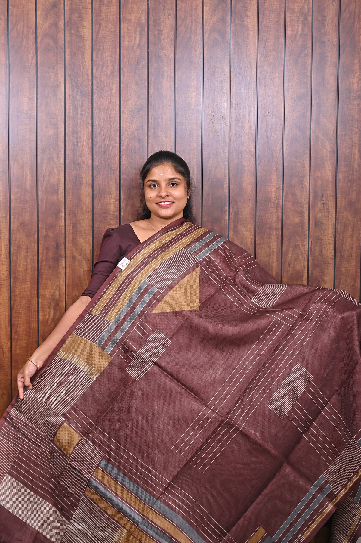 Kota Manipuri Saree SLM-KTM-0002 - Maroon brown with a geometric pattern - front view