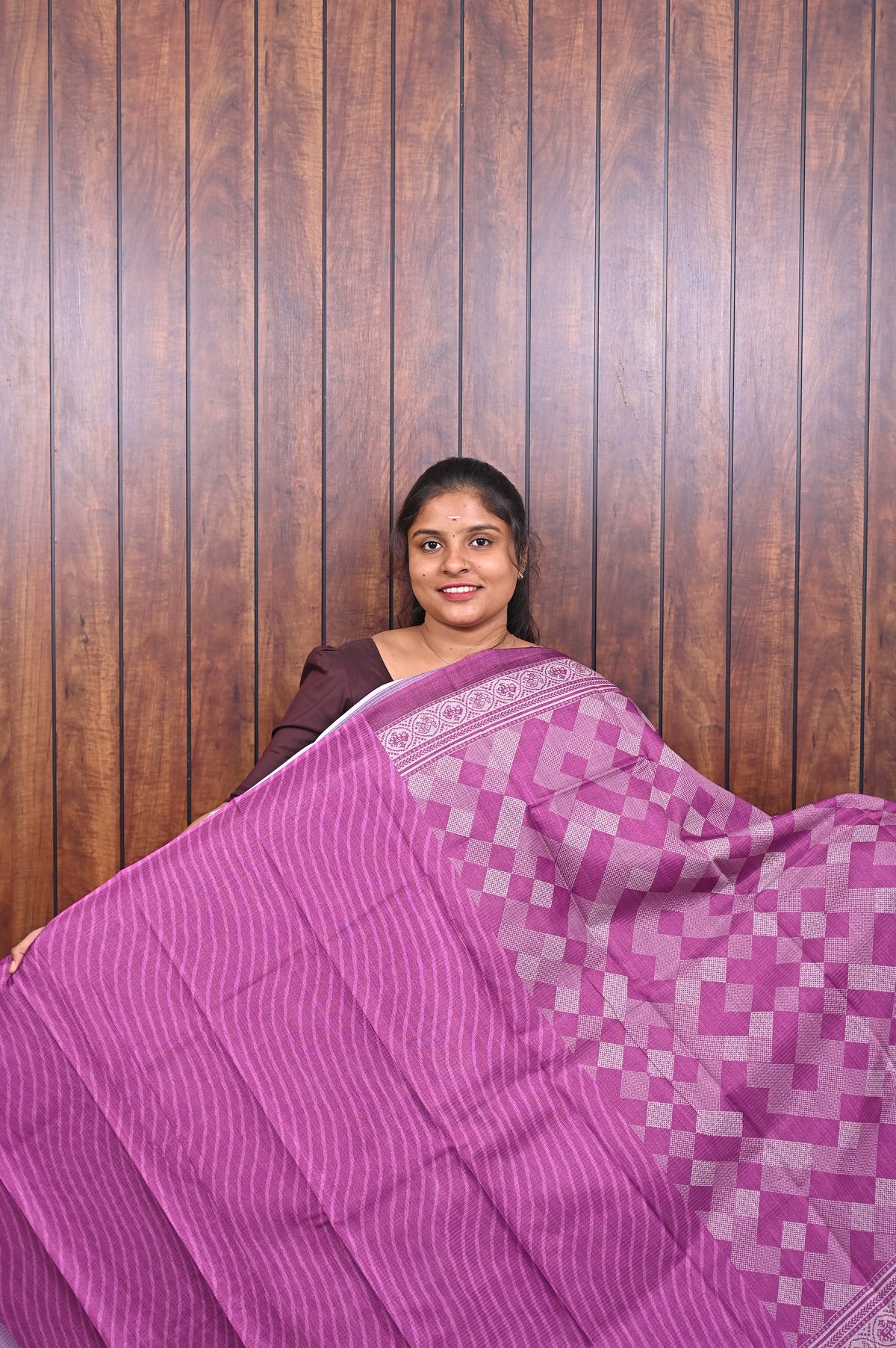 Kota Manipuri Saree SLM-KTM-0011 - Magenta with a checkerboard pattern - second view