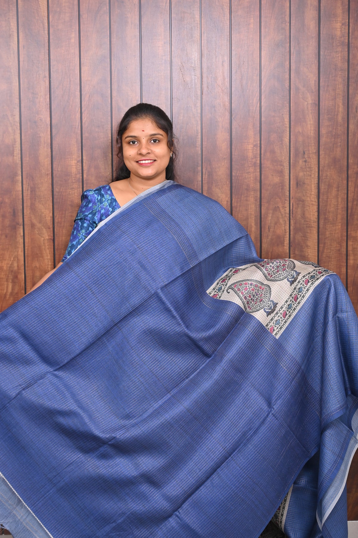 Kota Tussar Saree SLM-KTS-0004 - Cobalt blue with a cream pallu of paisley motifs - second view