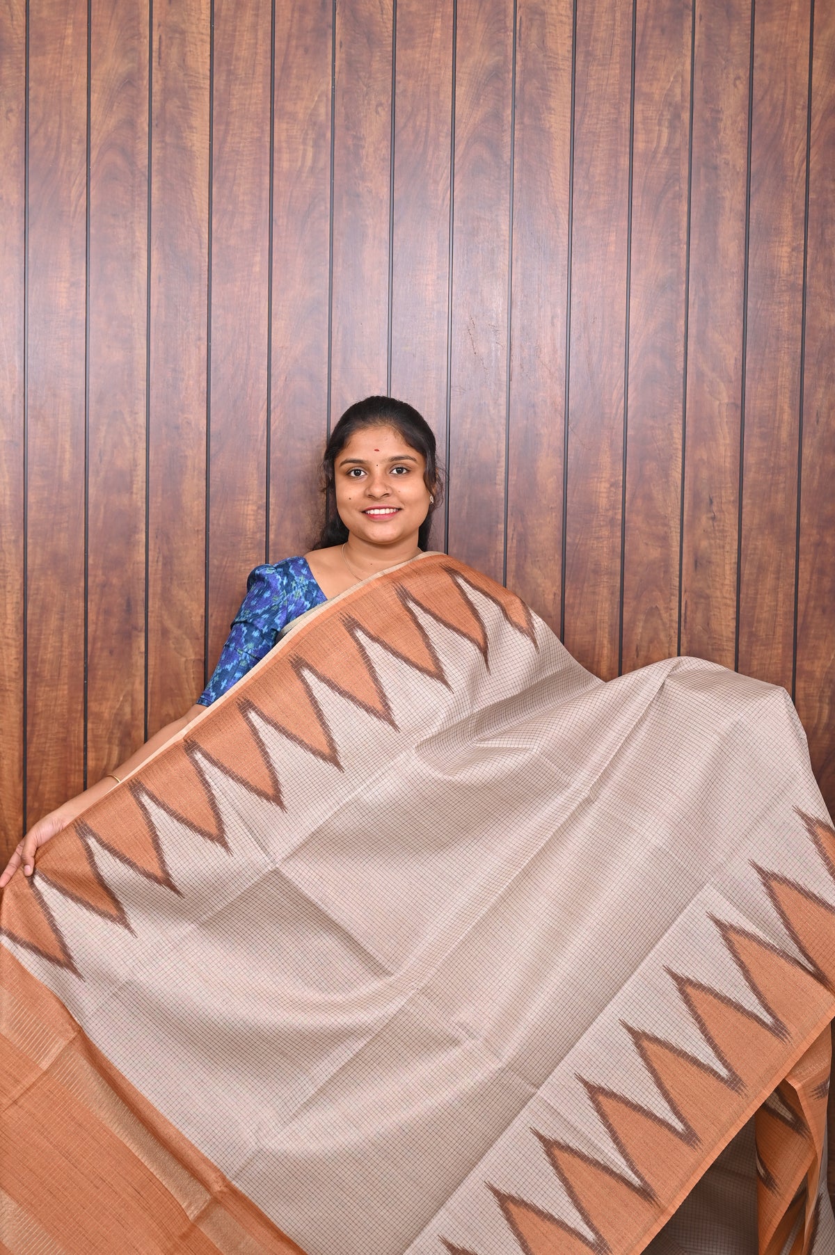 Kota Tussar Saree SLM-KTS-0017 - Off-white with a peach temple border - front view
