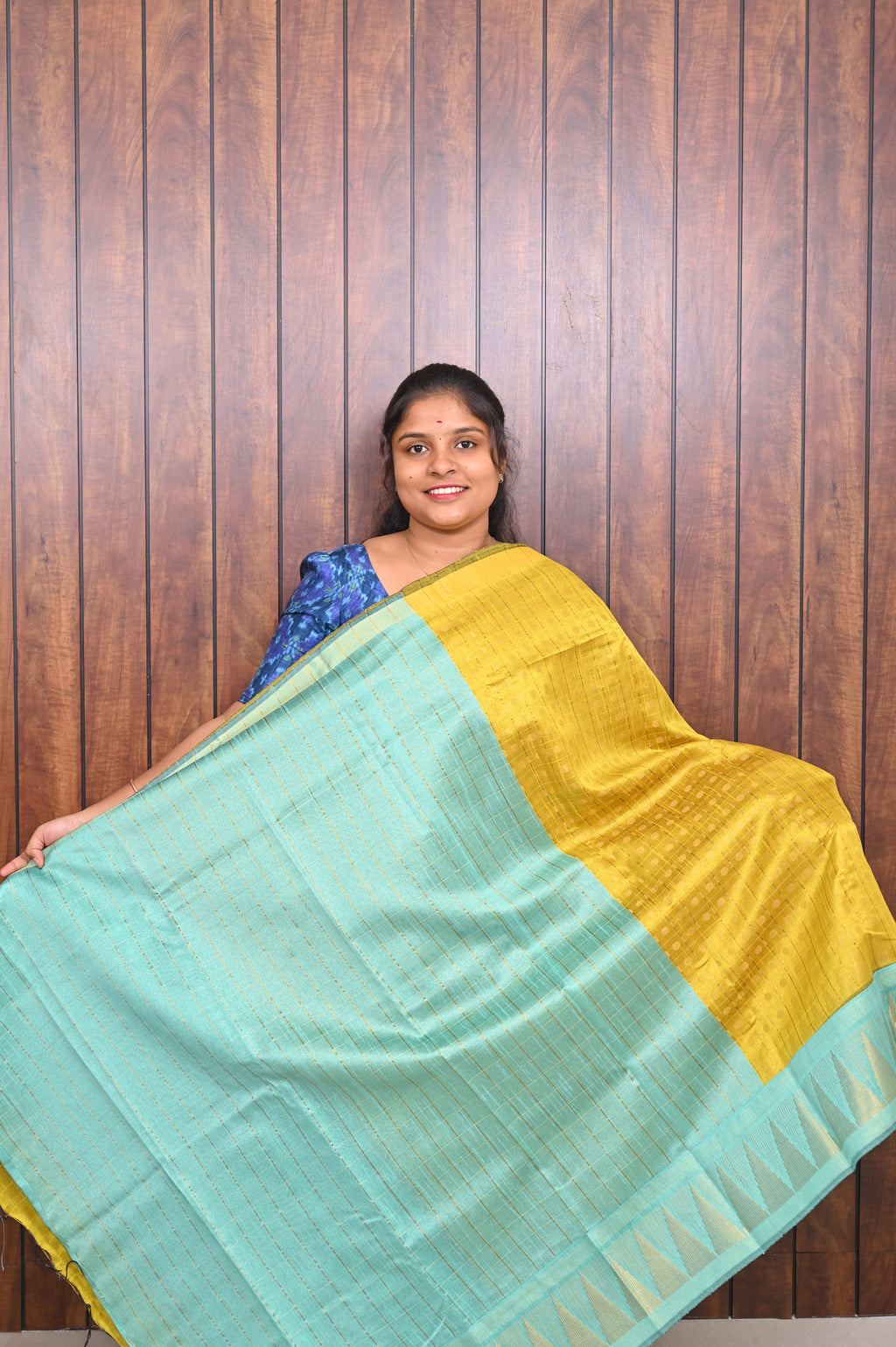 Raw Silk Saree SLM-RSL-0004 - Mustard yellow with an aqua border and pallu - second view