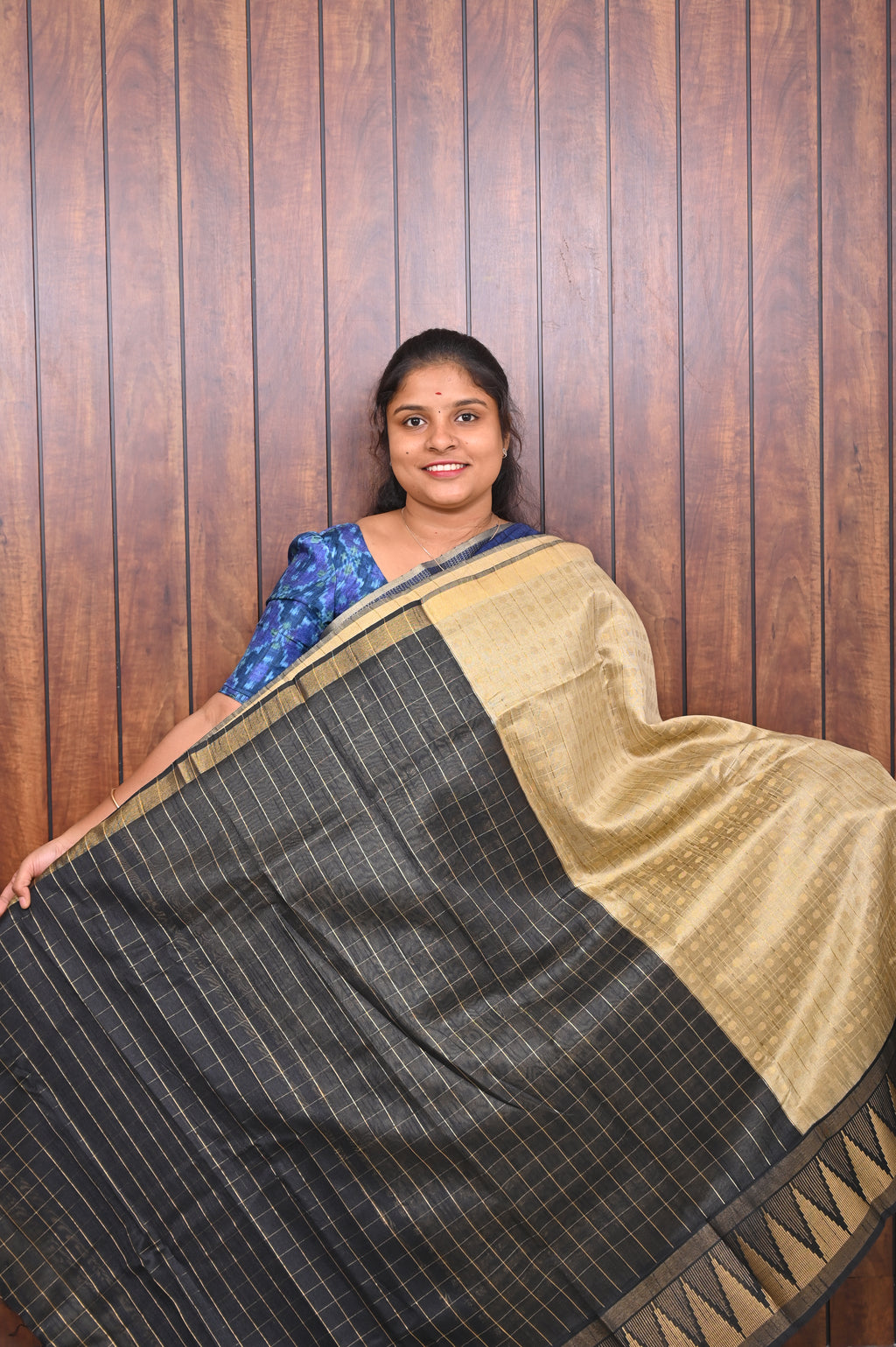 Raw Silk Saree SLM-RSL-0006 - Beige with a black temple border and pallu - second view