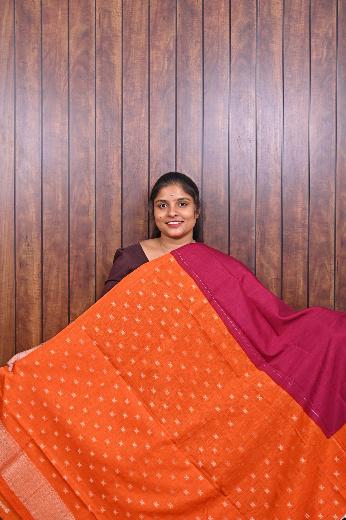 Raw Silk Saree SLM-RSL-0018 - Magenta with dot motifs and an orange border - second view