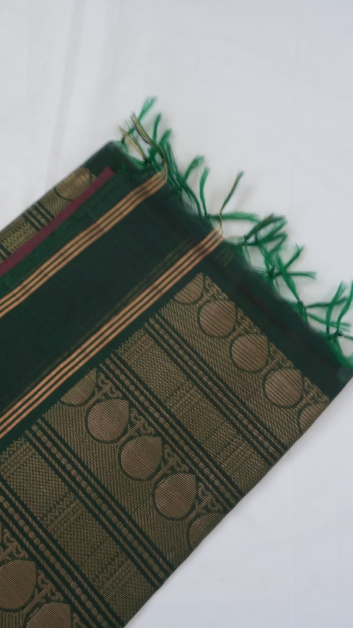 Silk Cotton Saree SLM-SCT-0010 - Rani pink with a green border and pallu - second view