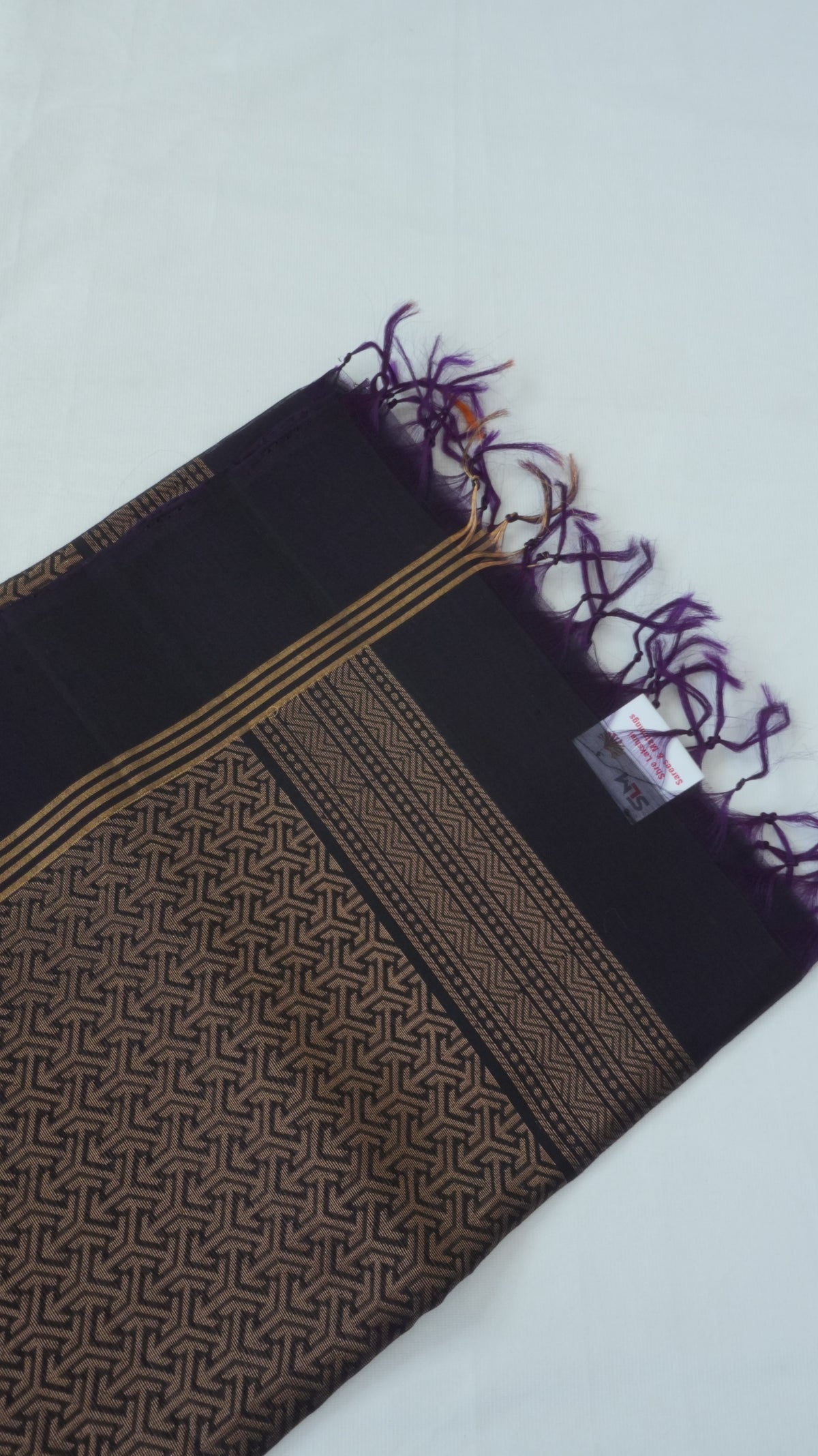 Silk Cotton Saree SLM-SCT-0012 - Aubergine with butta motifs and a woven pallu - second view