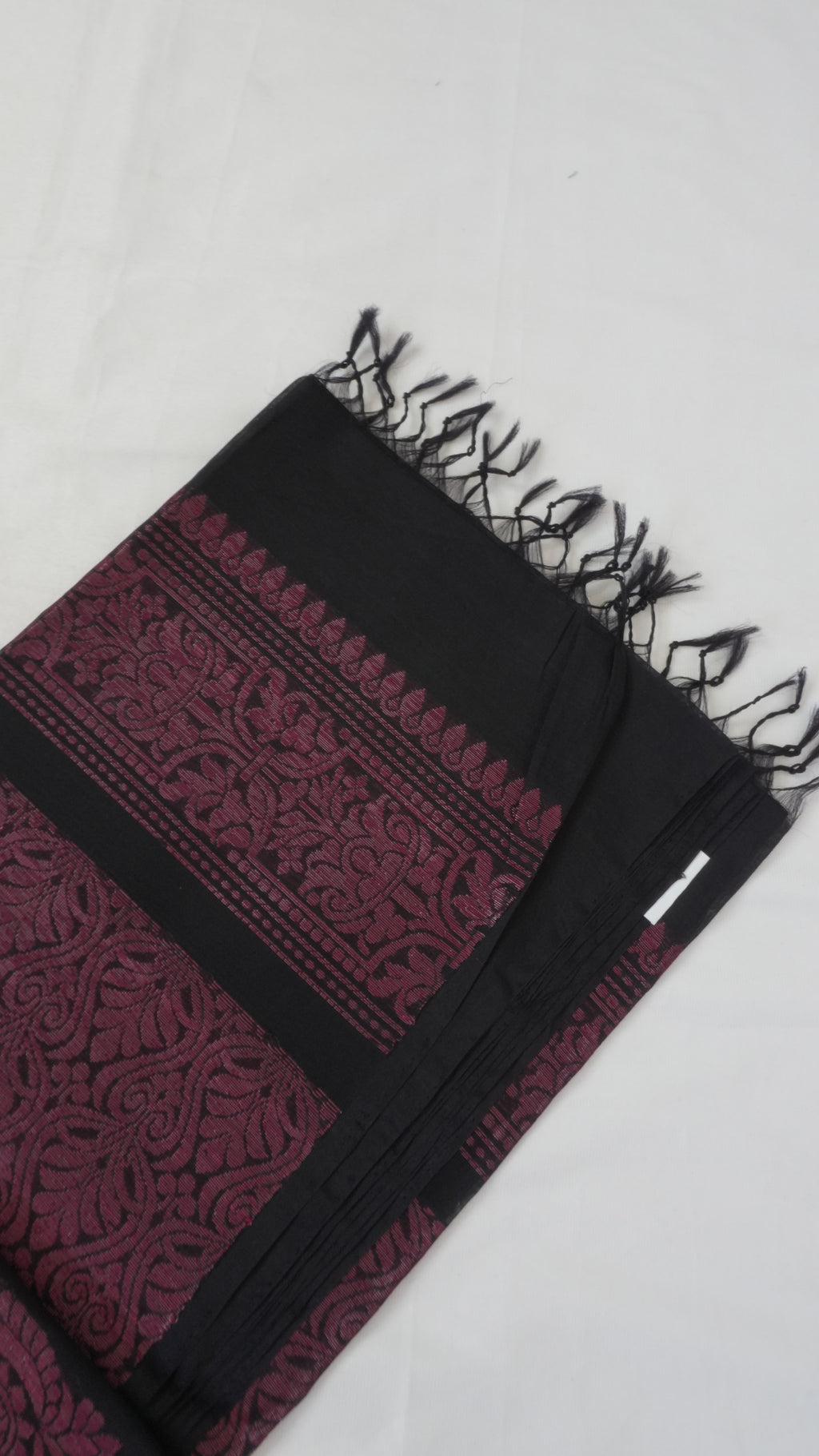 Silk Cotton Saree SLM-SCT-0016 - Black with pink woven motifs - second view