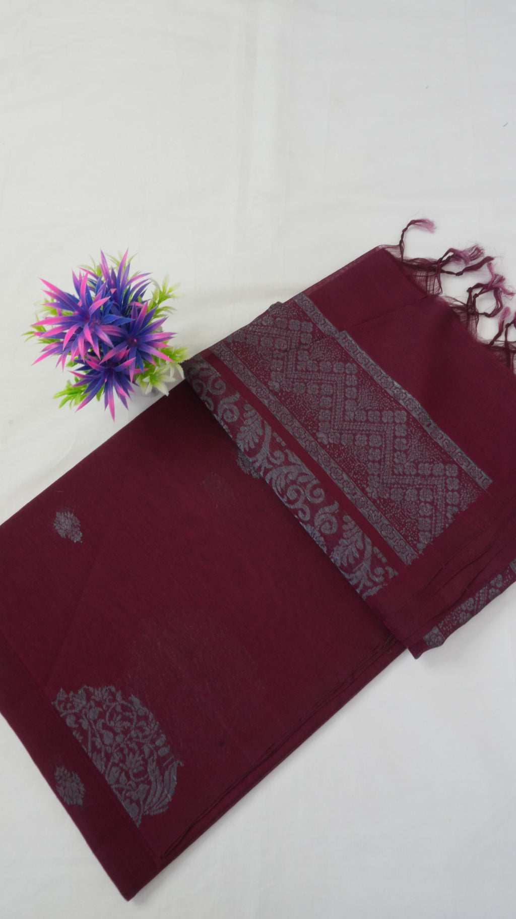 Silk Cotton Saree SLM-SCT-0017 - Maroon with woven motifs - front view