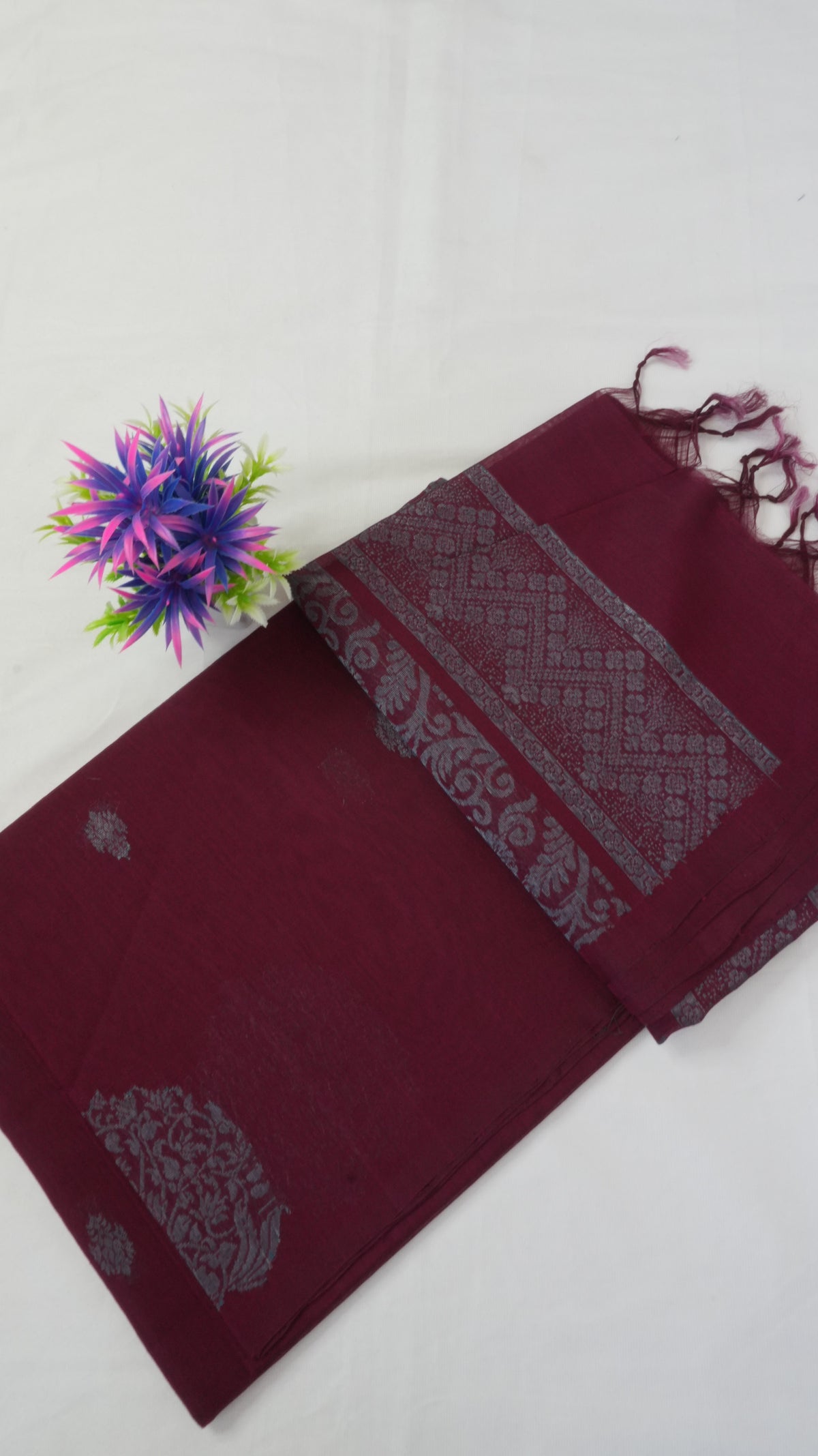 Silk Cotton Saree SLM-SCT-0017 - Maroon with woven motifs - front view