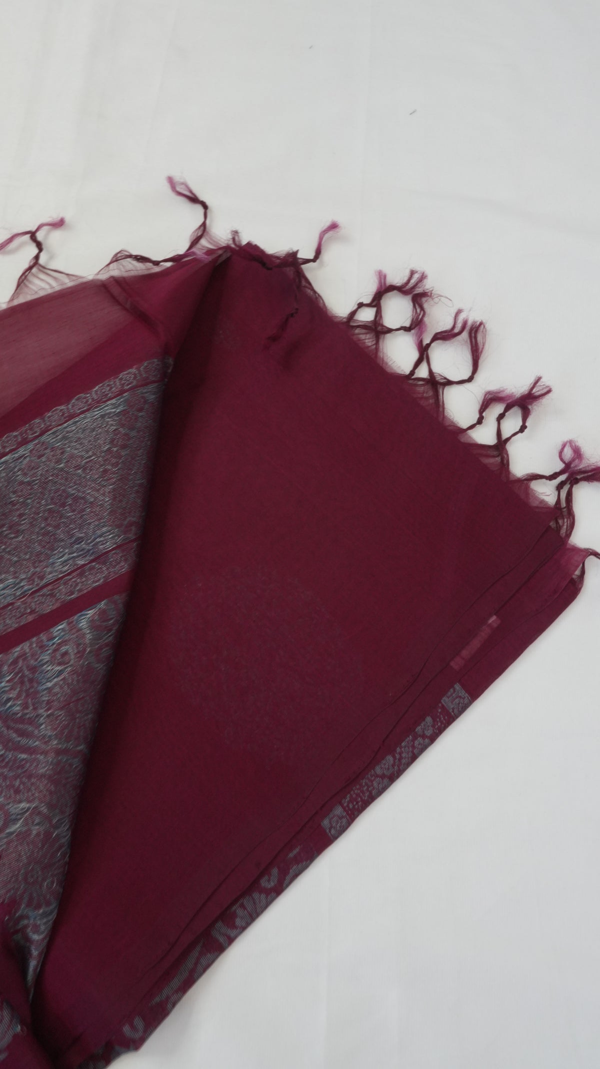 Silk Cotton Saree SLM-SCT-0017 - Maroon with woven motifs - detail view