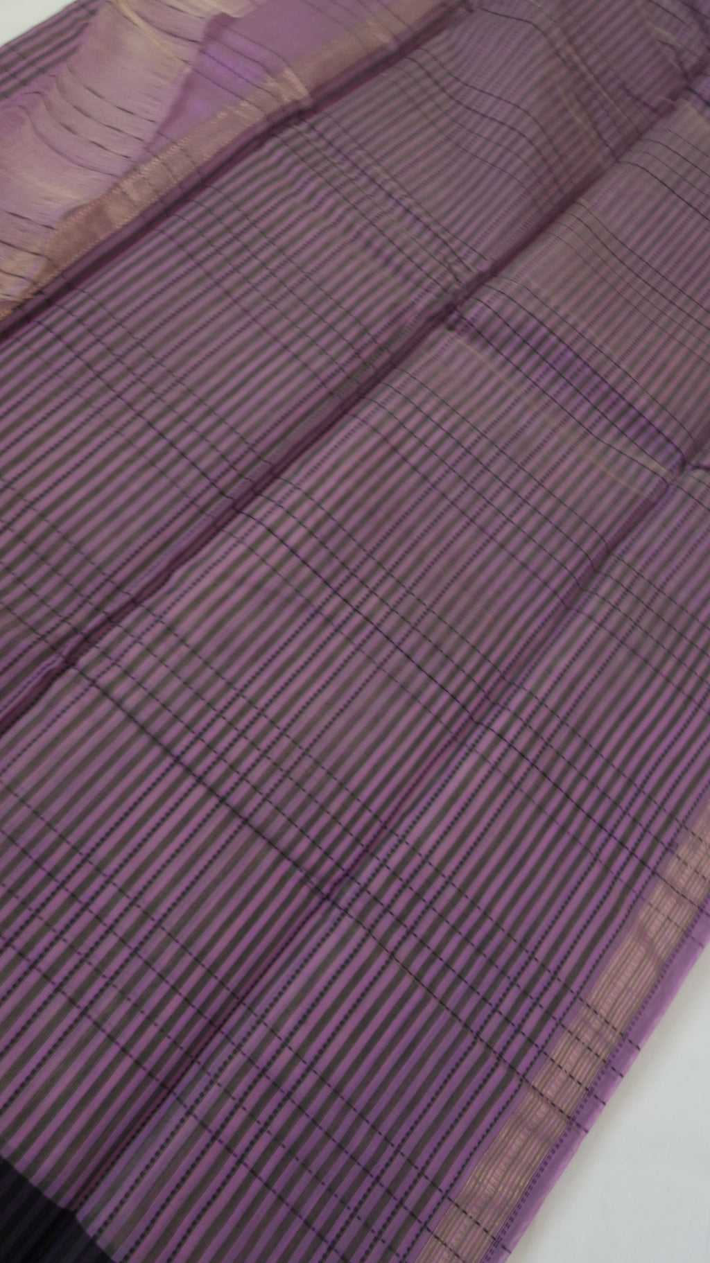 Silk Cotton Saree SLM-SCT-0021 - Lilac checks with a purple border - second view