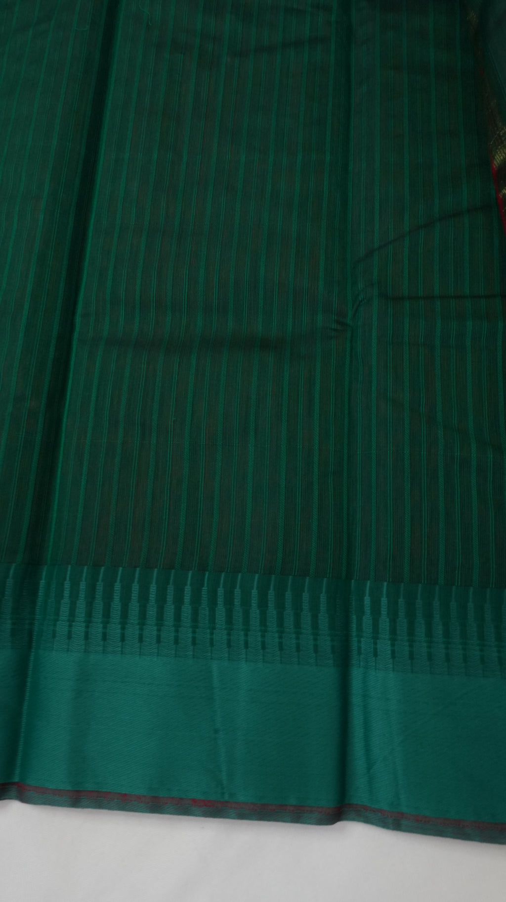 Silk Cotton Saree SLM-SCT-0032 - Maroon red with a teal temple border - detail view