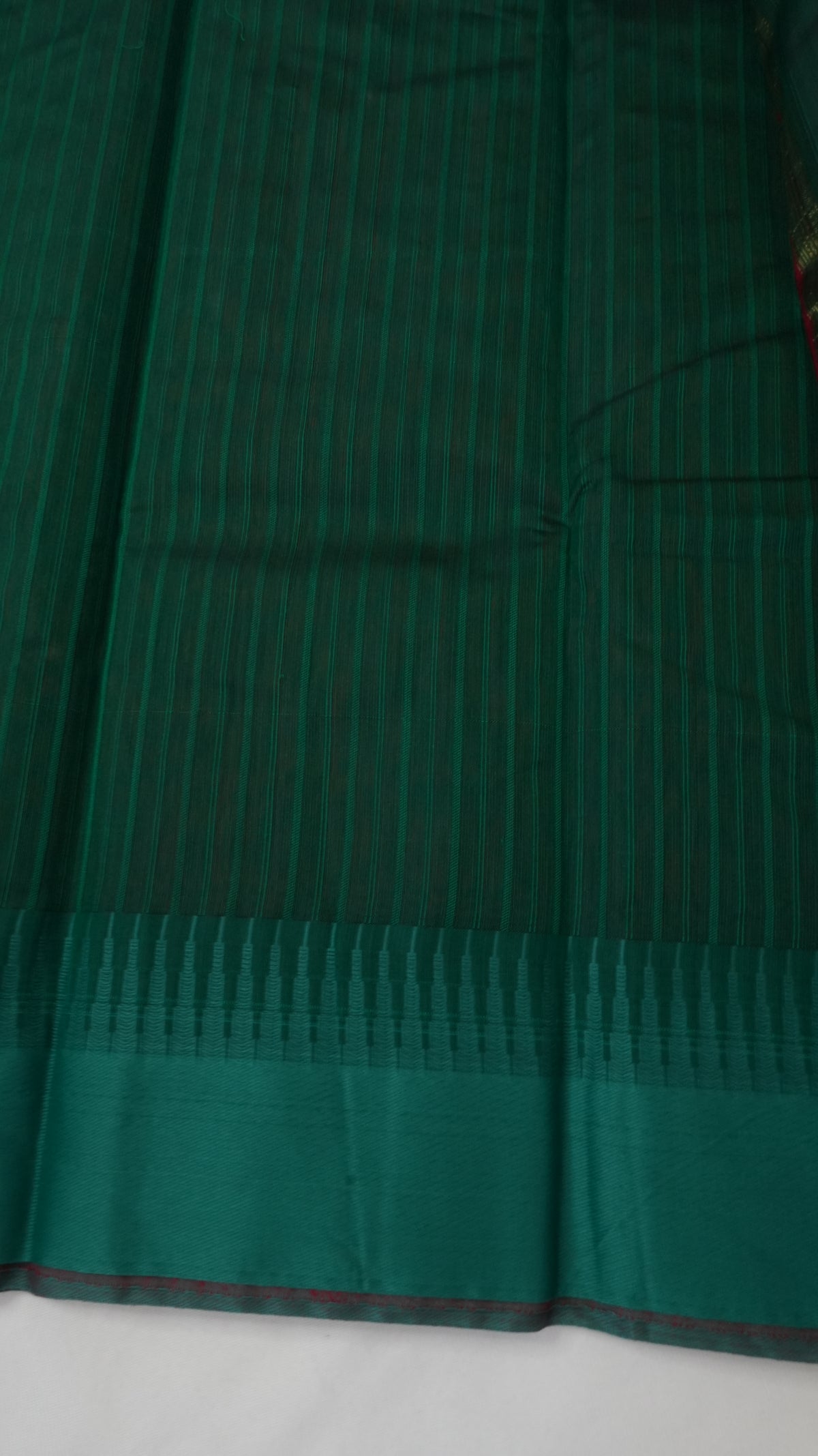 Silk Cotton Saree SLM-SCT-0032 - Maroon red with a teal temple border - detail view