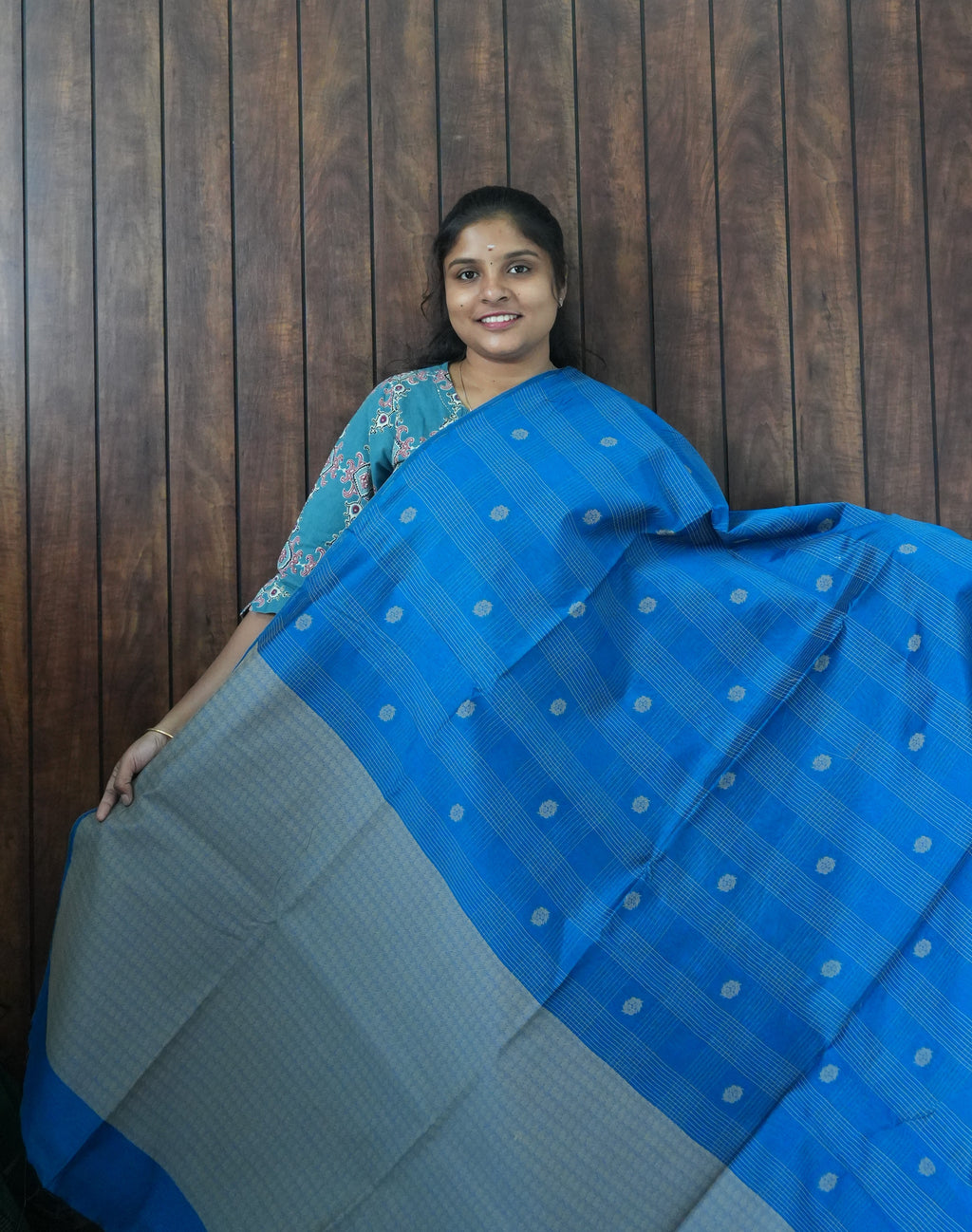 Silk Cotton Saree SLM-SCT-0050 - Bright blue checks with butta motifs and a grey-blue pallu - front view