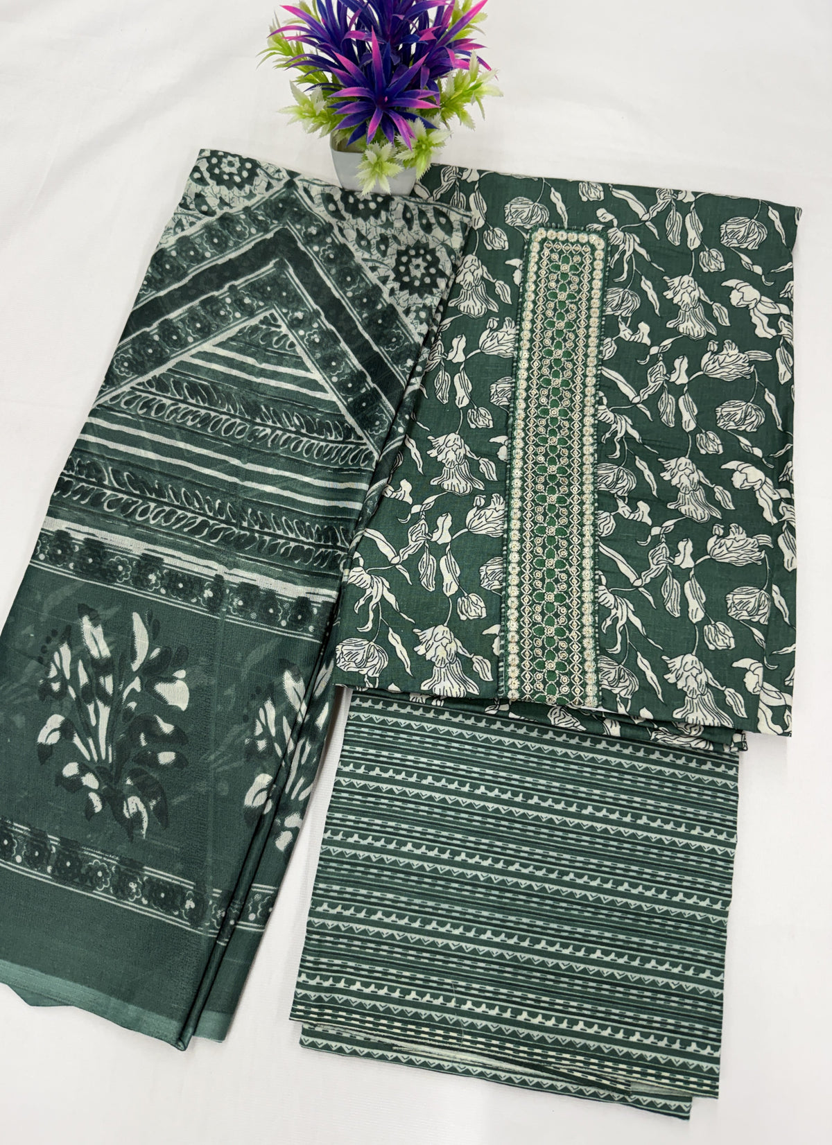 Salwar SLM-SLW-0033 - Bottle green with a block print