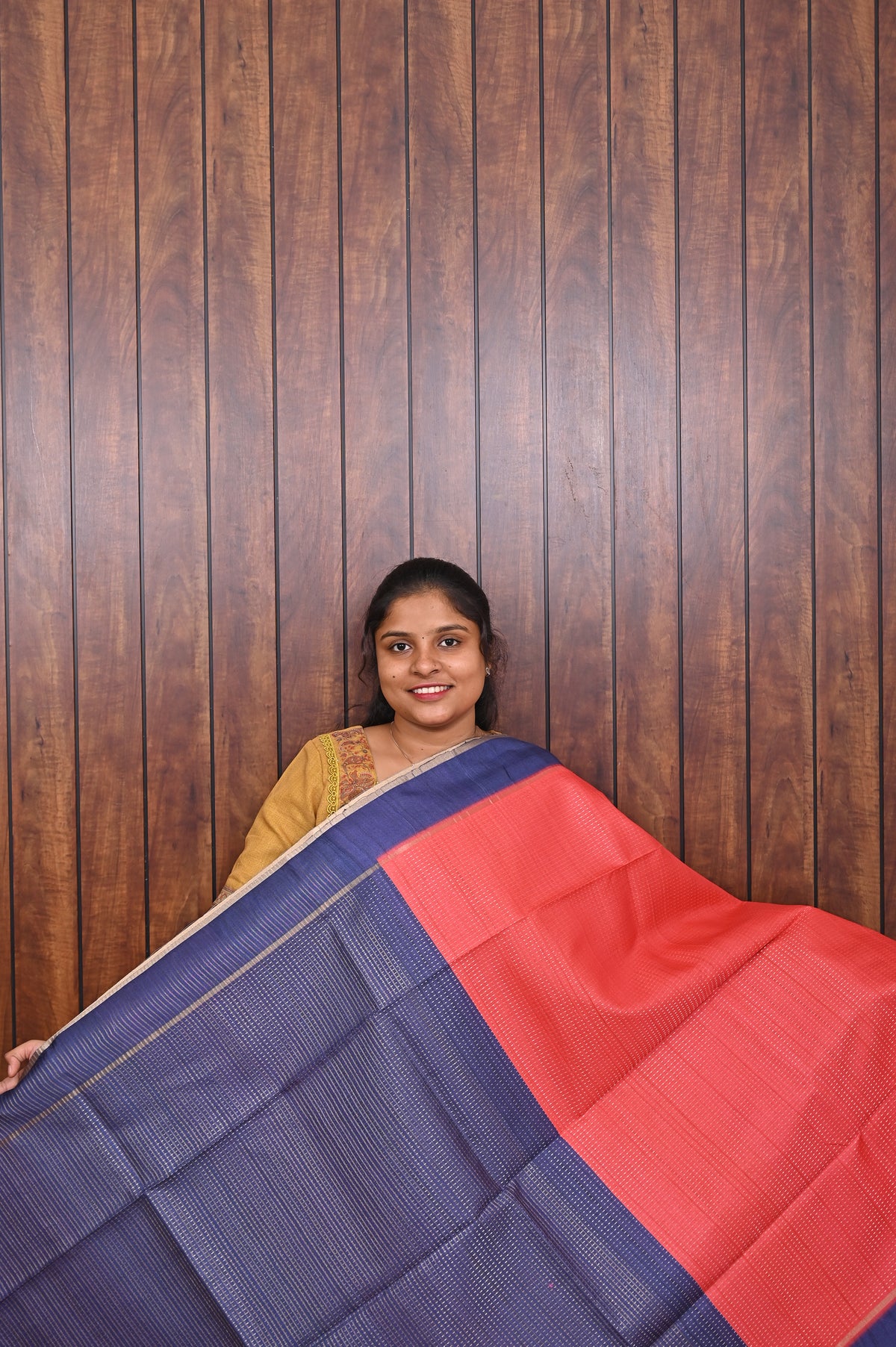 Semi Tussar Saree SLM-STS-0008 - Coral red with a navy blue border and pallu - second view