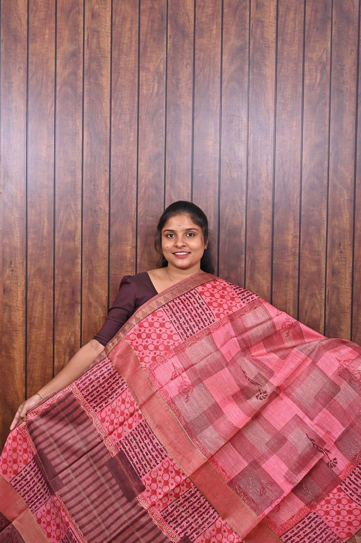 Semi Tussar Saree SLM-STS-0049 - Pink and maroon patchwork pattern - front view