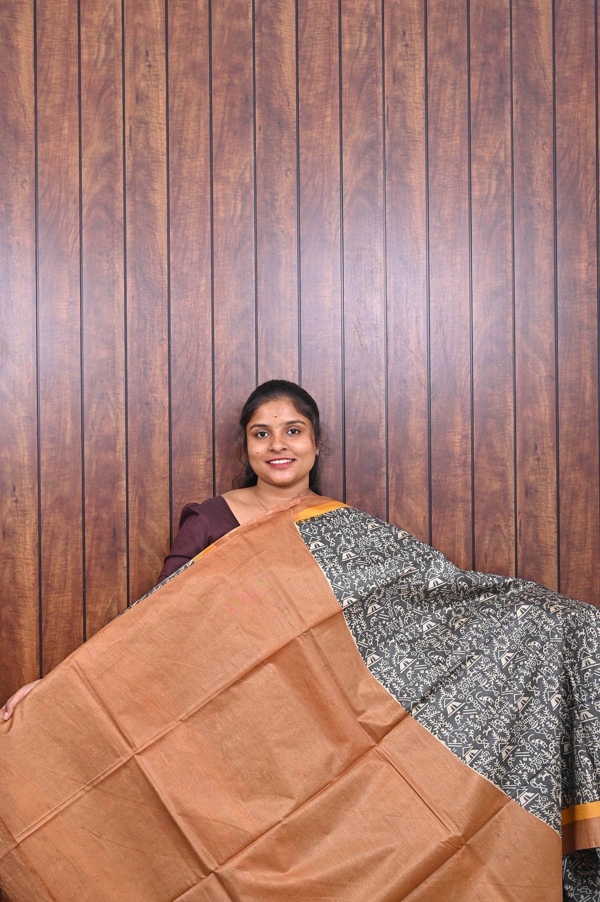 Semi Tussar Saree SLM-STS-0058 - Black and white print with an orange border - second view