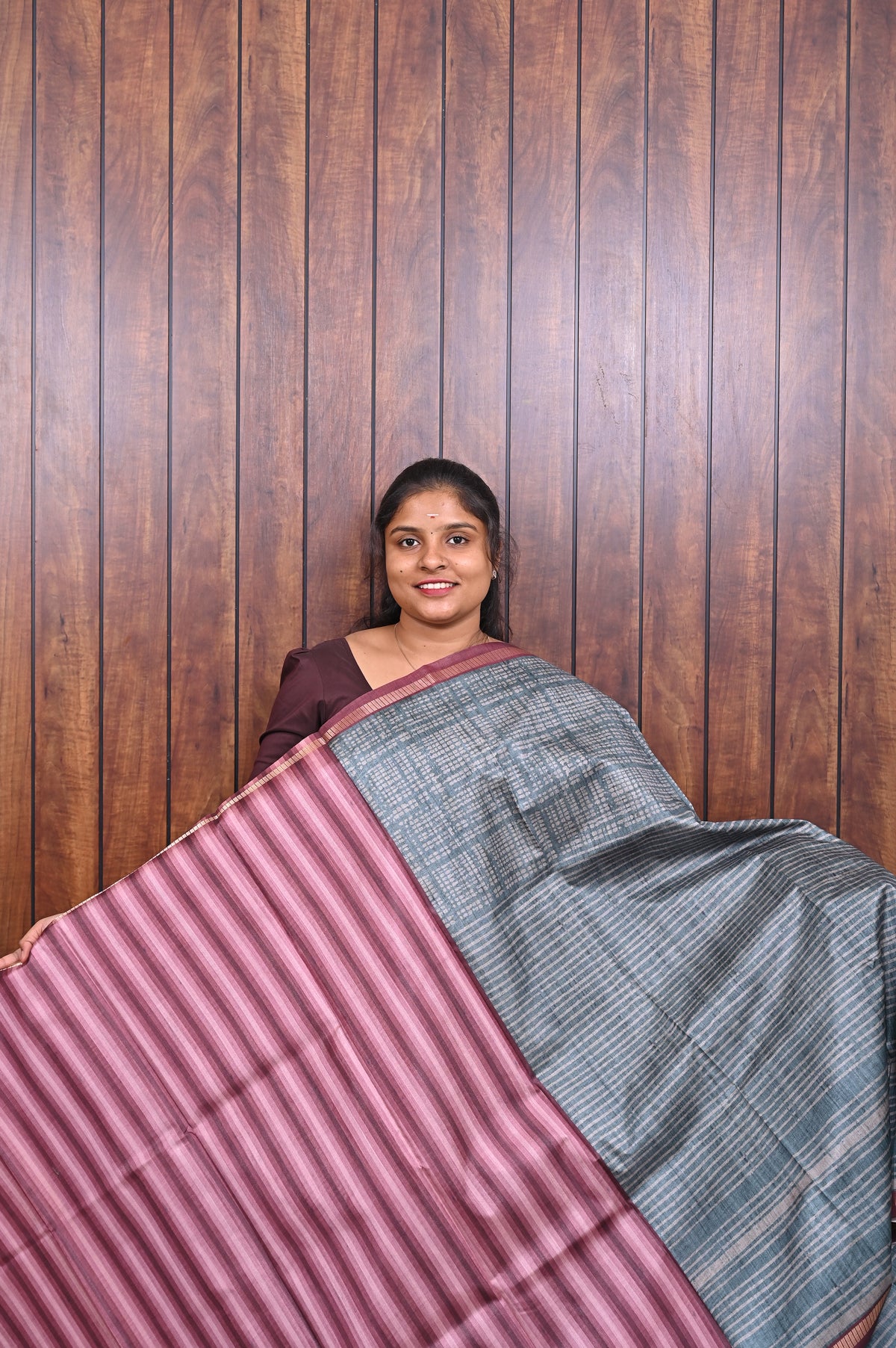Semi Tussar Saree SLM-STS-0075 - Teal grey with swirl motifs and a pink border - second view